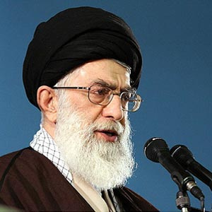 Leader: America could not stop Iranians from track of honor  