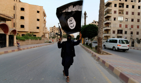 ISIS and the Threadbare Scenario of “War on Terror”