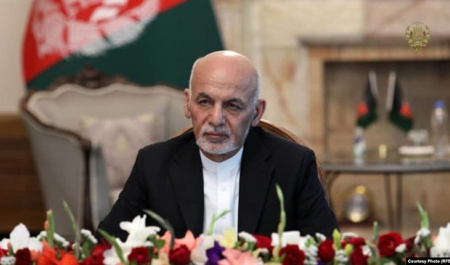 Afghan president names council for peace deal with Taliban