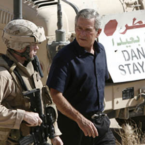 ۴ دلیل برای سومین سفر غیر منتظره بوش به عراق