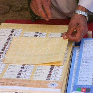 تاثیرگذاری انتخابات ایران بر افغانستان کمانه کرد