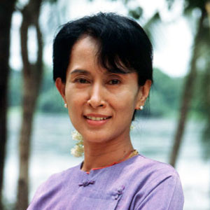 رهبر اپوزيسيون ميانمار آزاد شد