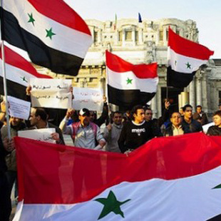اخوان المسلمین سوریه: حمله نظامی آری، سکولارها: نه
