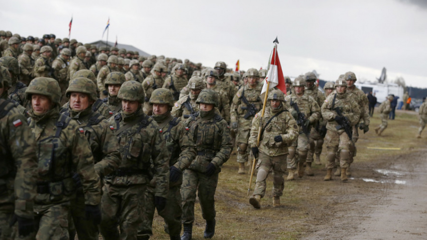 نقش پایگاه نظامی آمریکا در لهستان چیست؟