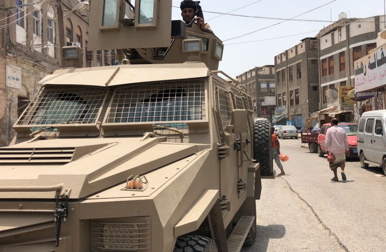 یمن شاهد جنگ داخلی در میانه جنگ داخلی است