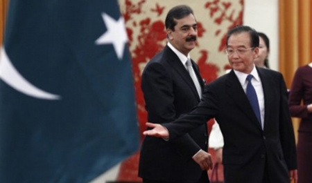 تلاش بی‌فایده پاکستان برای بازی با کارت چین