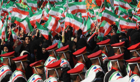 حمله نظامی ایرانی ها را متحدتر می کند