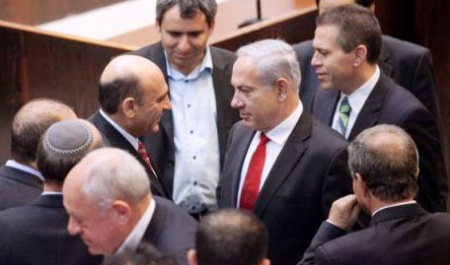 موفاز یا نتانیاهو، کدام موفق می‌شوند؟