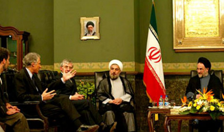 بازی زیرکانه روحانی با پرونده هسته ای ایران 