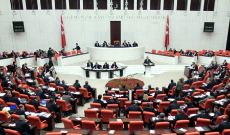 خیز بلند علوی ها برای تصاحب کرسی های پارلمان ترکیه