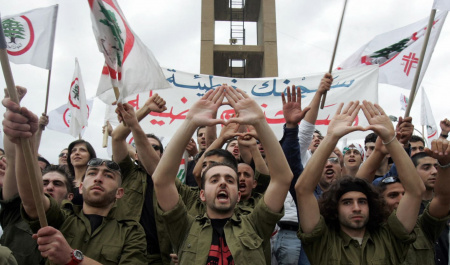 مسیحیان لبنان به جنون رسیده اند