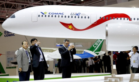 هواپیماهای مسافربری رقیب از چین و روسیه می‌آیند