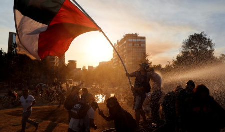 تظاهرات و خشونت در خیابان های شیلی