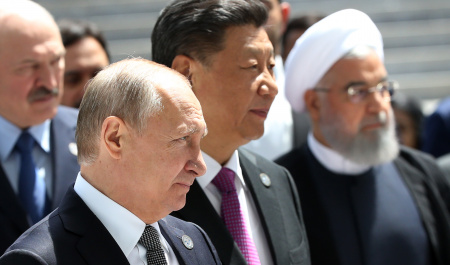 فشارهای جو بایدن ایران را به روسیه و چین نزدیک کرده است