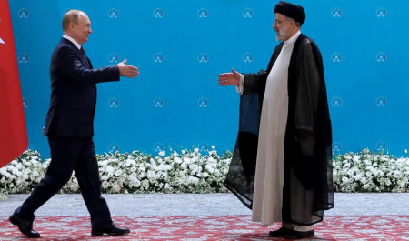 ایران می خواهد در زمین شرق با غرب مذاکره کند