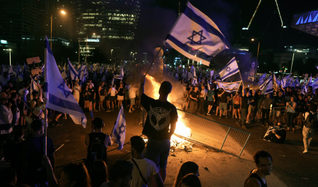 اعتراضات علیه نتانیاهو به موساد هم کشیده شد